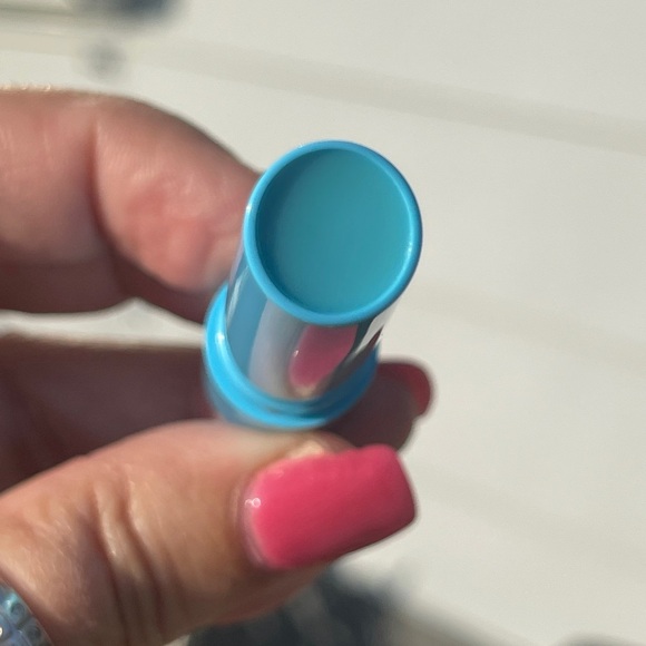 M.A.C. Cosmetics Squirt Plumping Gloss Stick In Nova(Blue) - Picture 13 of 13